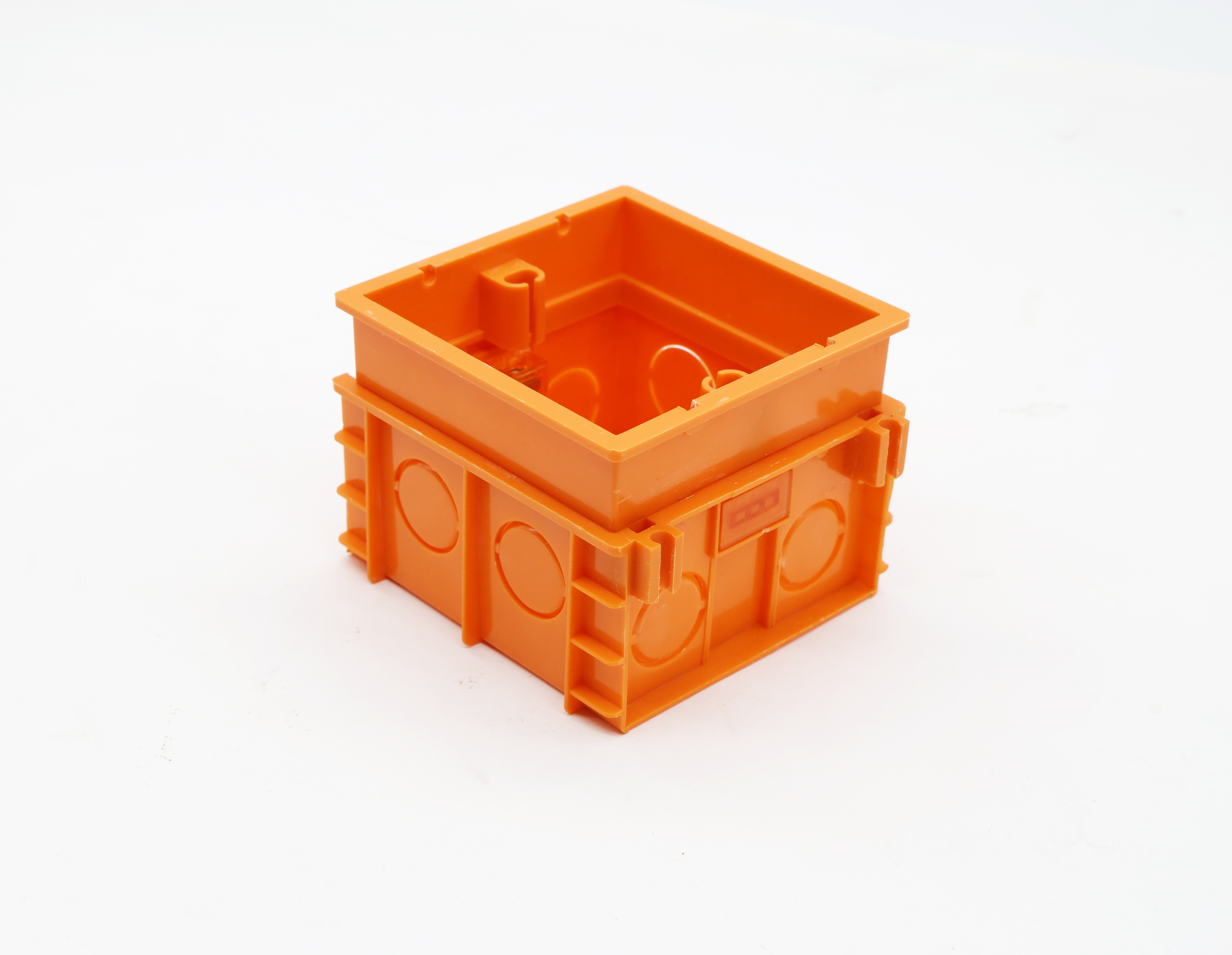 86無(wú)縫式接線底盒