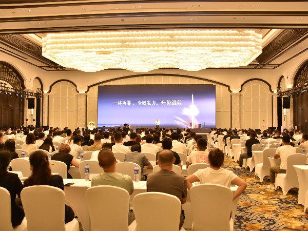 材通助力歐派“乘勢(shì)，騰飛”全國(guó)經(jīng)銷商培訓(xùn)大會(huì)，探索整裝進(jìn)階之路